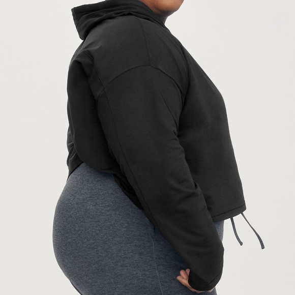 Girlfriend Collective Cropped Hoodie - Picture 2 of 4